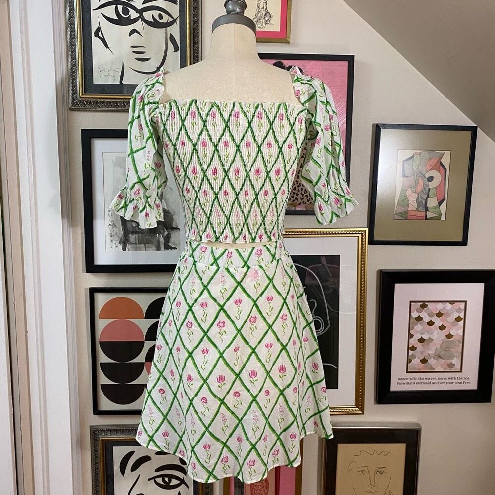 Mary Marshmallow Women’s Size Small Crop Top and Skirt Set Green 2 Piece Set - Picture 5 of 8